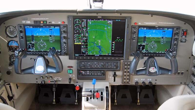 PA-46R-350 Matrix Cabina de Mando