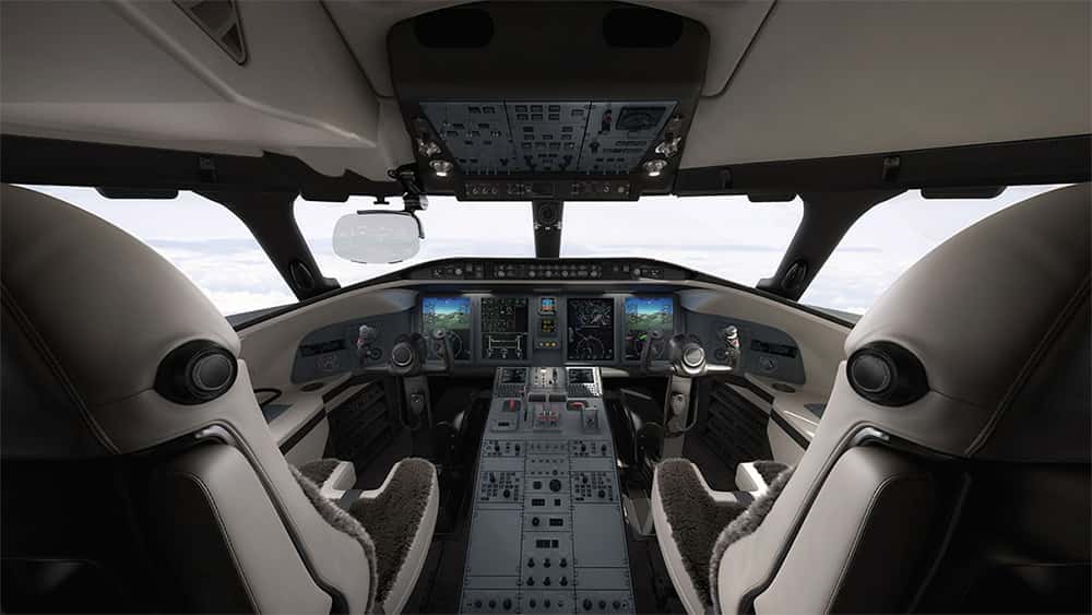 Challenger 650 Cockpit
