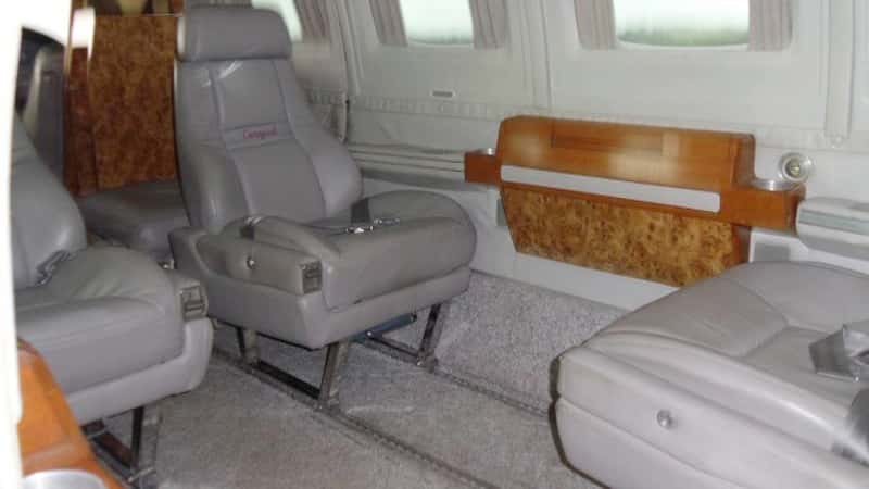 Conquest II CE-441 Interior