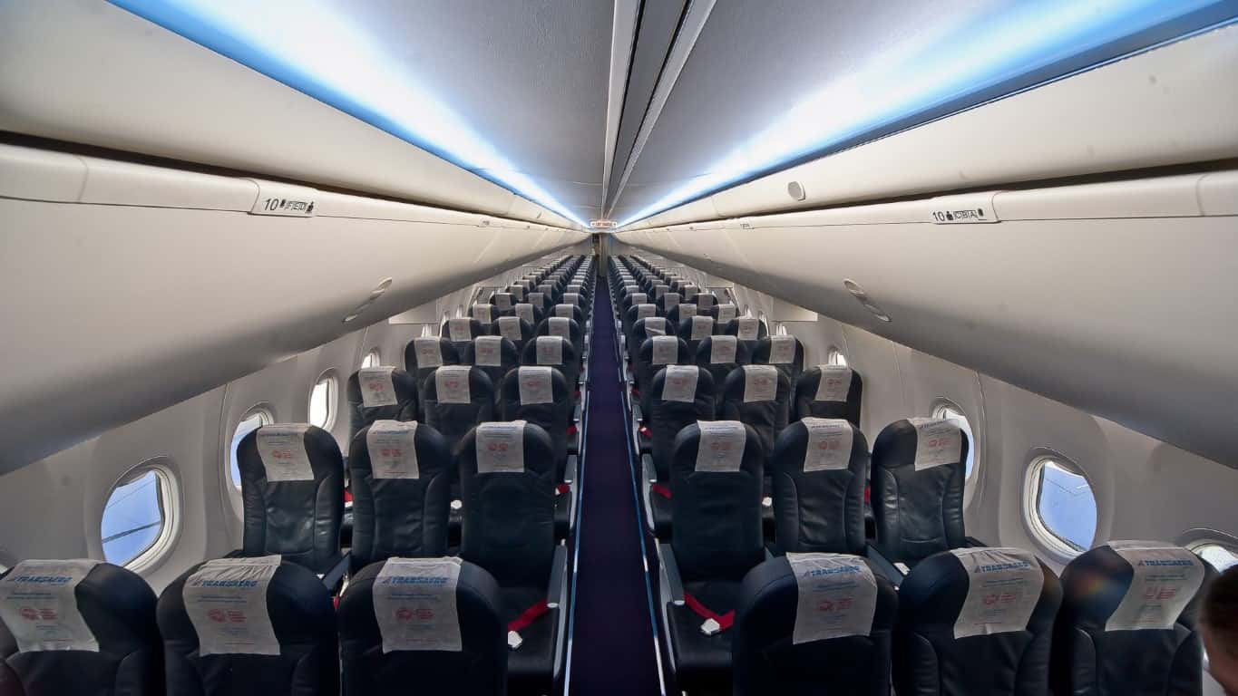 727-200 Interior