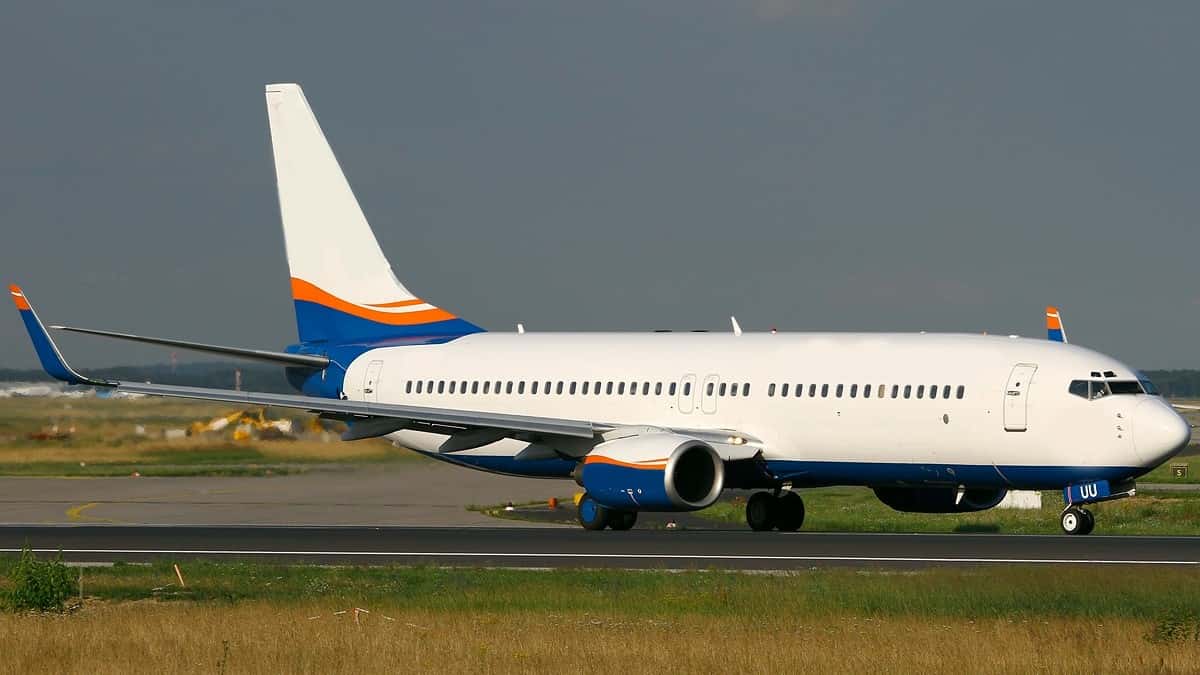 737-86Q Exterior