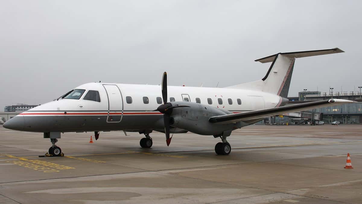 EMB 120 Brasilia Exterior