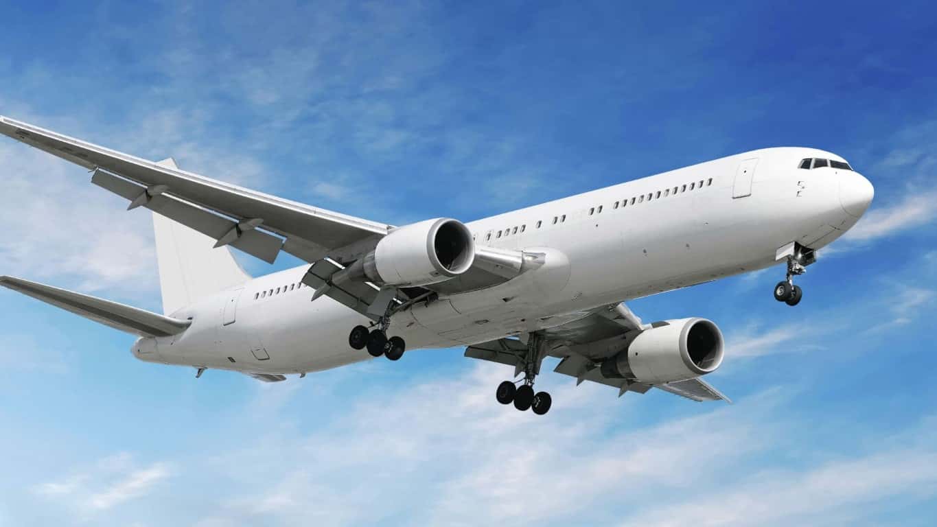 757 Exterior