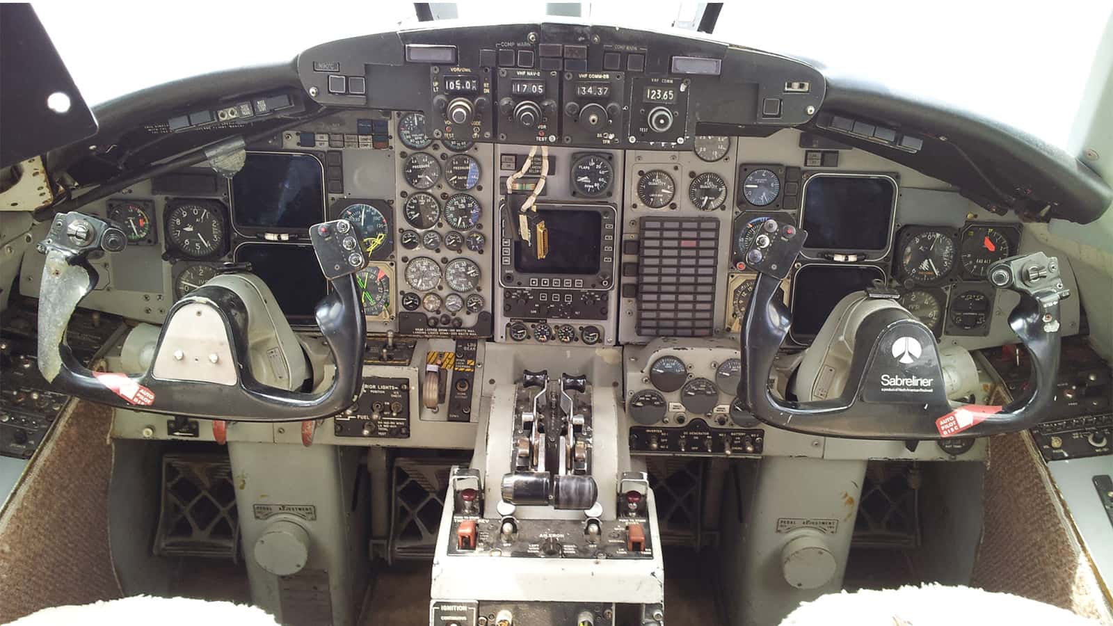 Sabre 75A/80 Cockpit