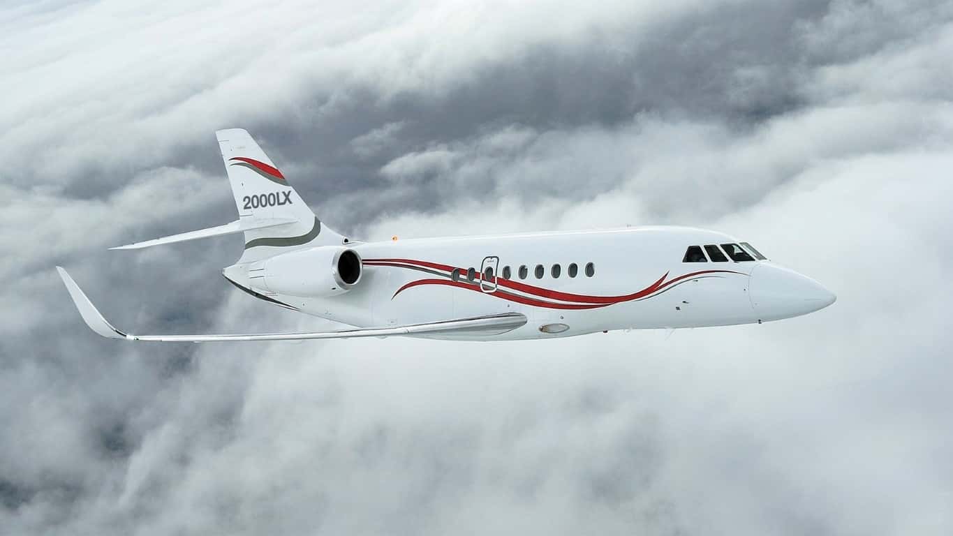 Falcon 2000LX Exterior