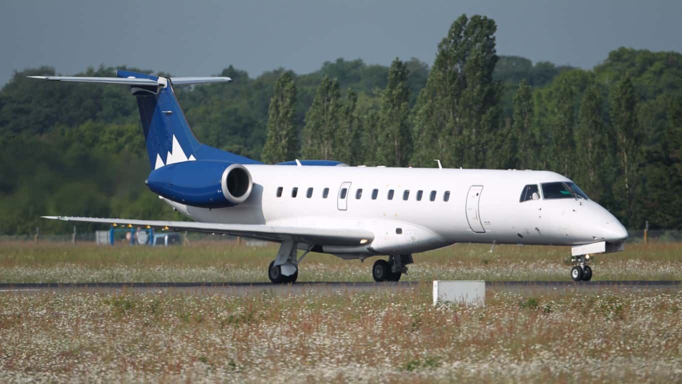 ERJ 135 Außenansicht