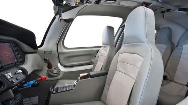 CE-400 Interior