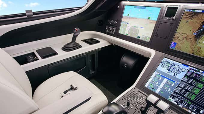 Legacy 450 Cockpit