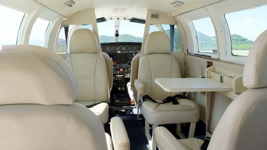 CE-402 Business/Utiliner Intérieur