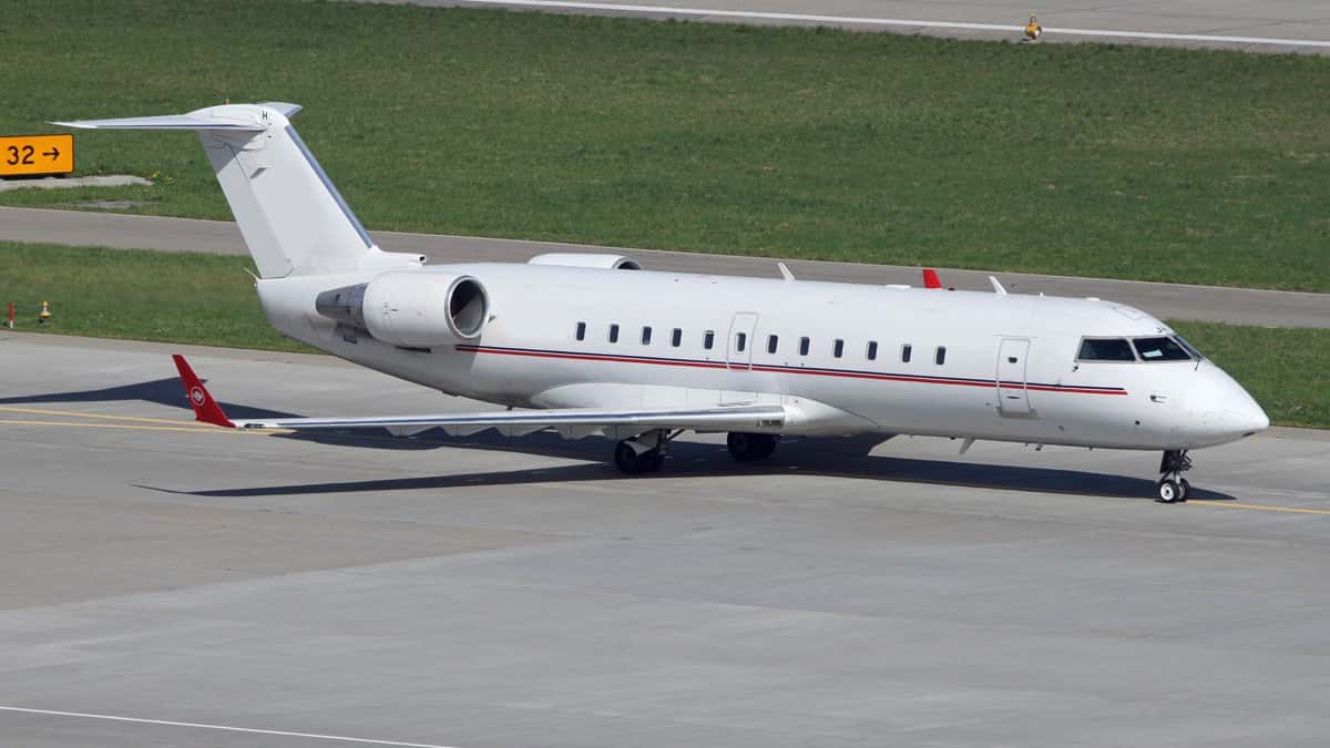 CRJ100 Extérieur