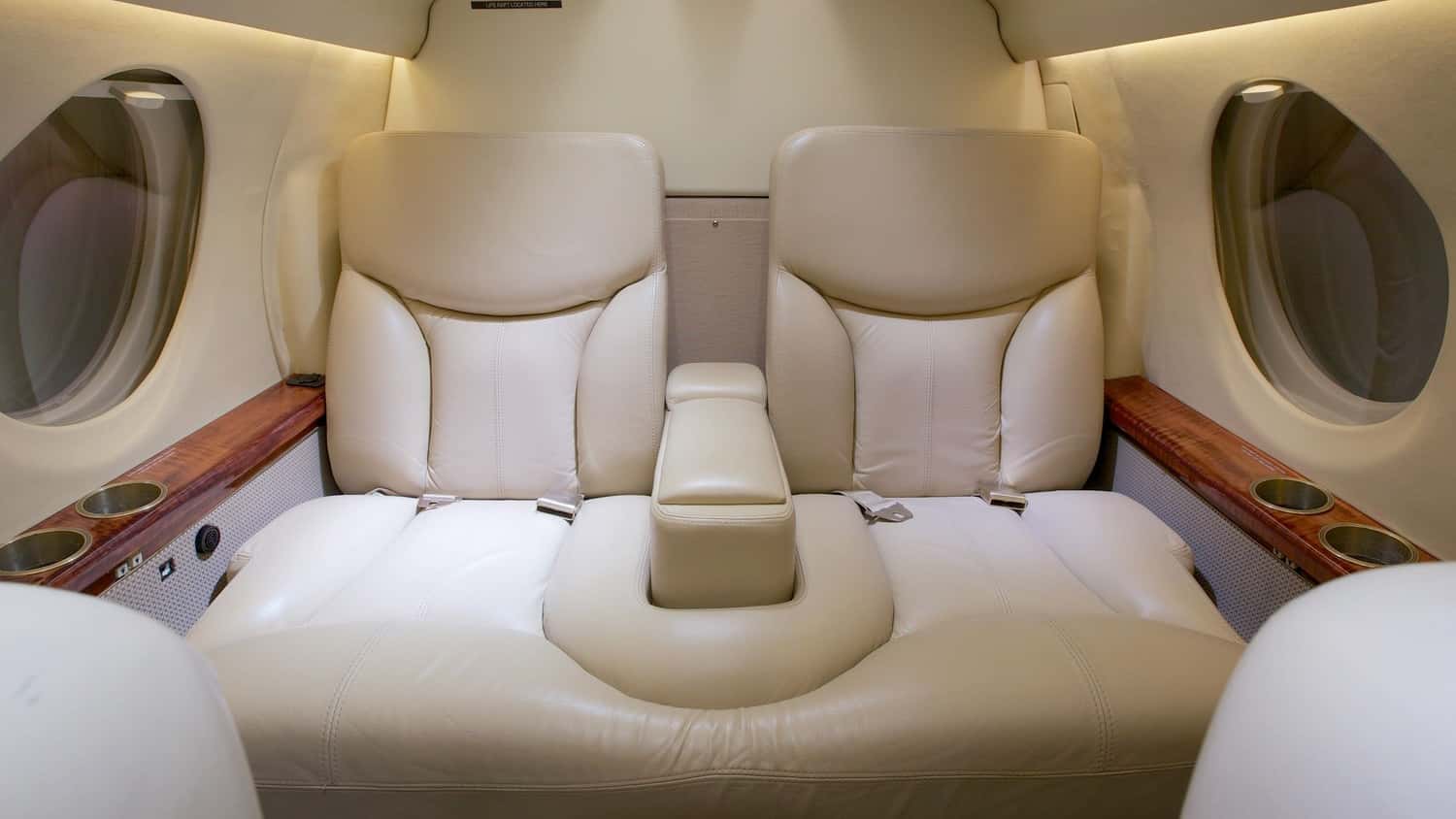 Falcon 100 Innenraum