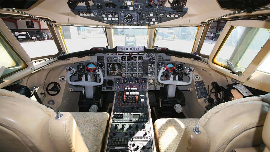 Jetstar II Cockpit