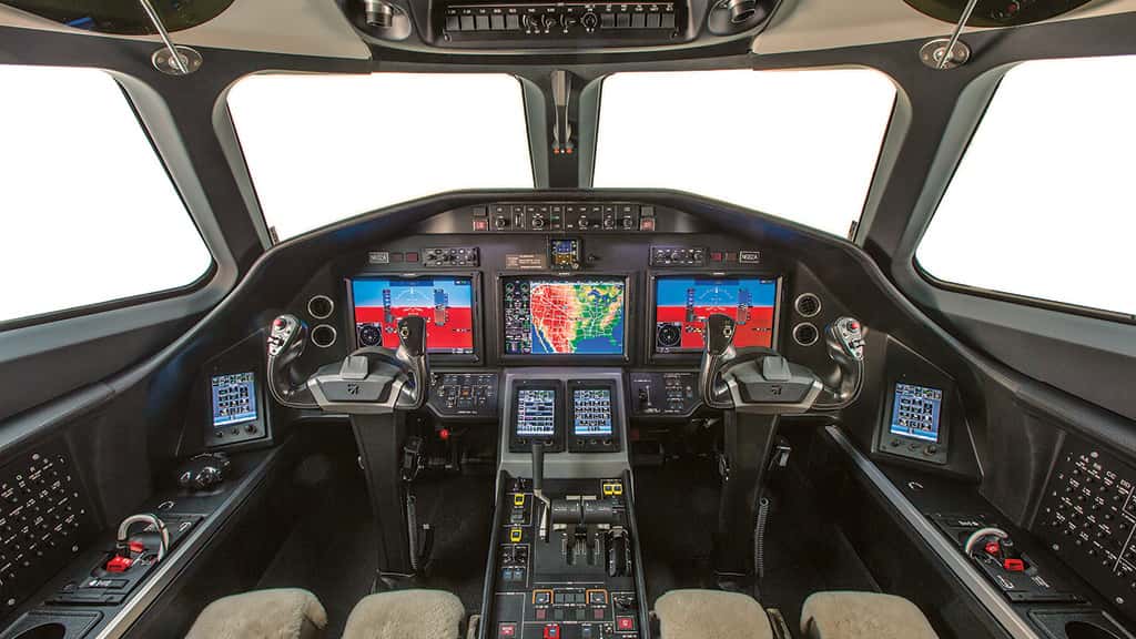 Citation Latitude Cockpit
