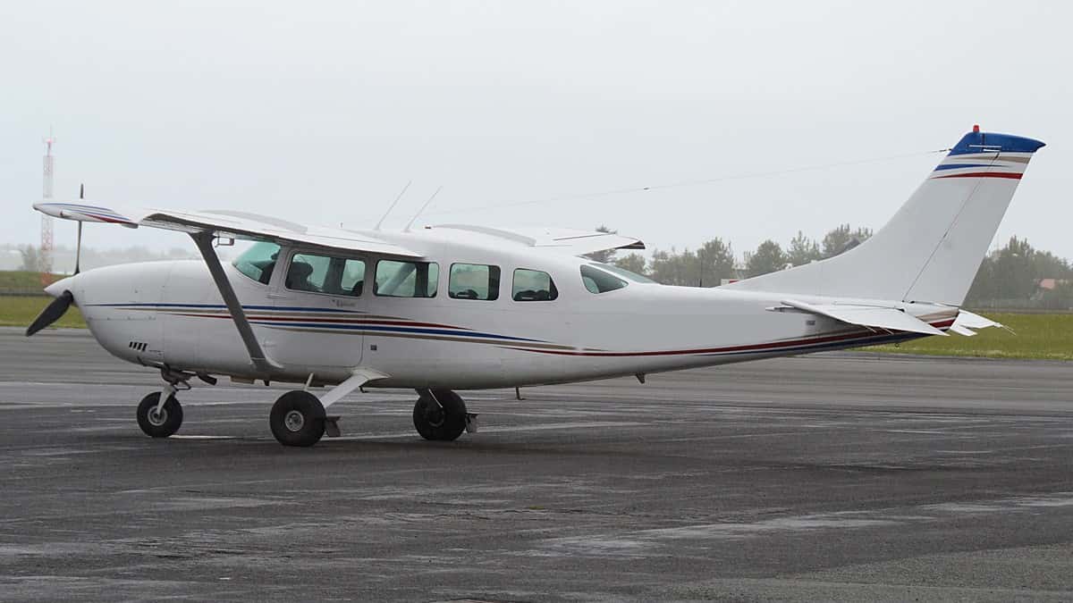 207 Stationair Extérieur