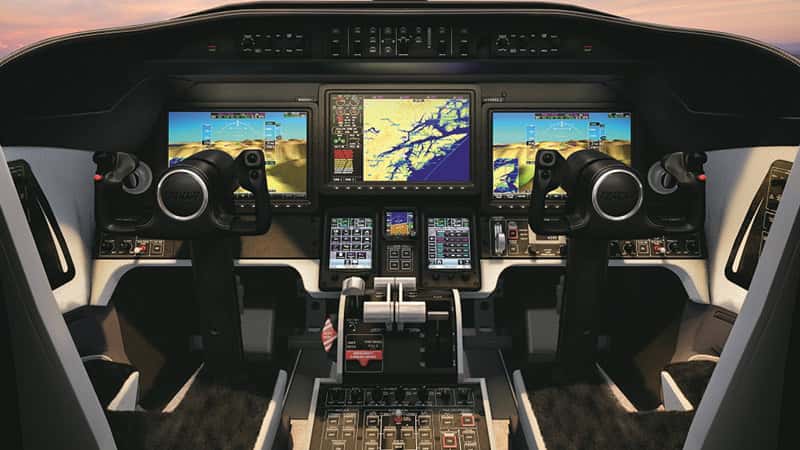 Learjet 70 Cockpit