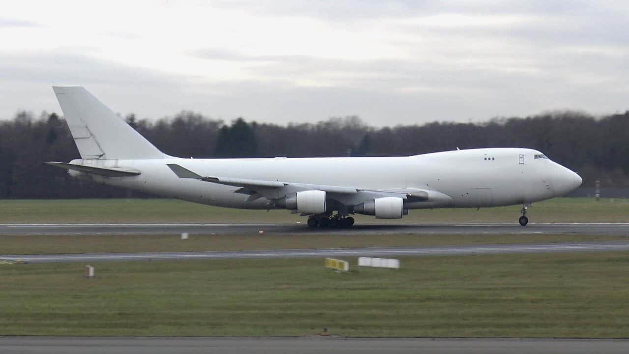 747-400F Exterior