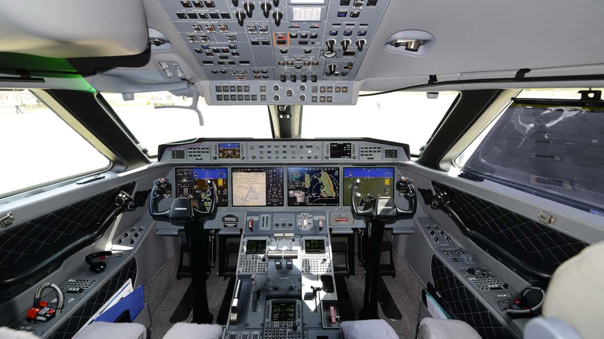 G650ER Cockpit