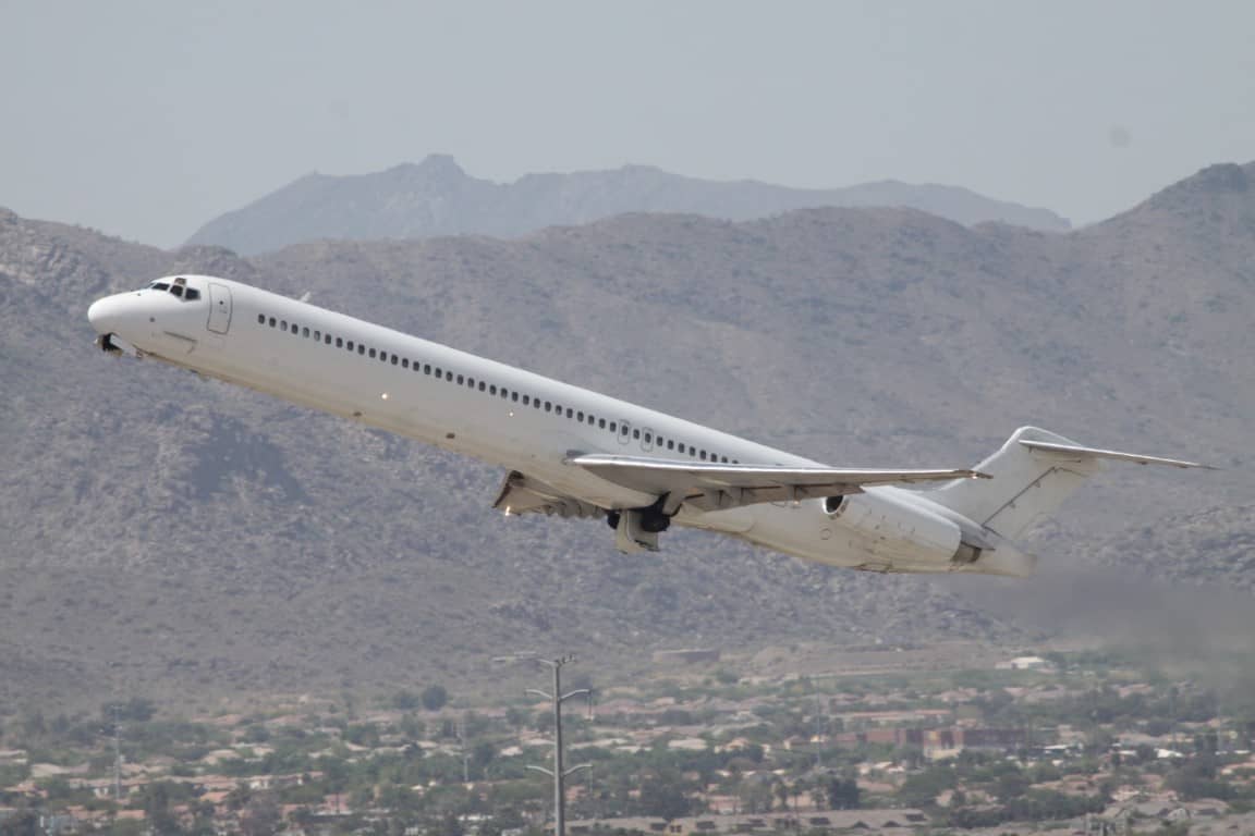 MD-83
