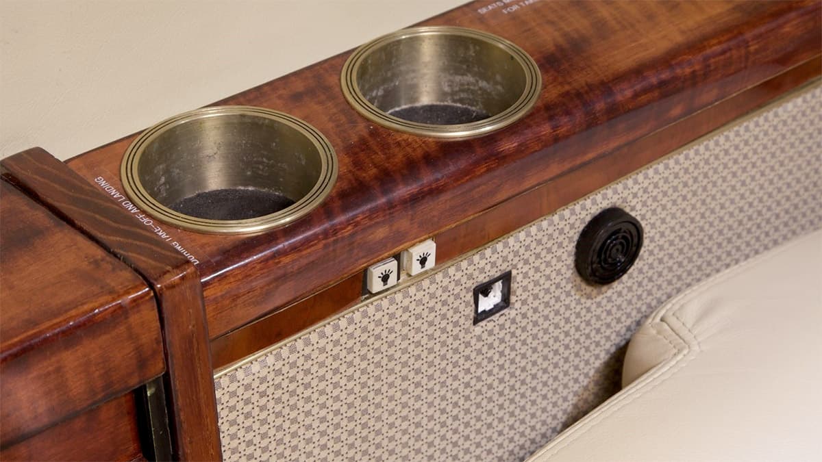 Falcon 100 Interior