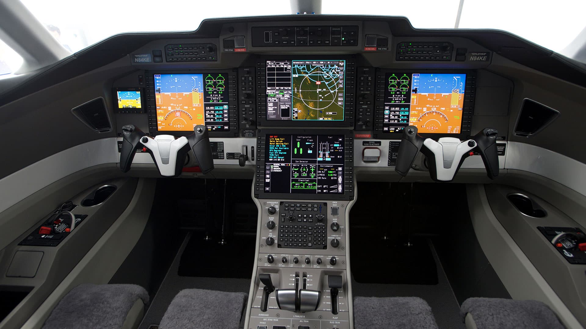 PC-24 Cabina de Mando
