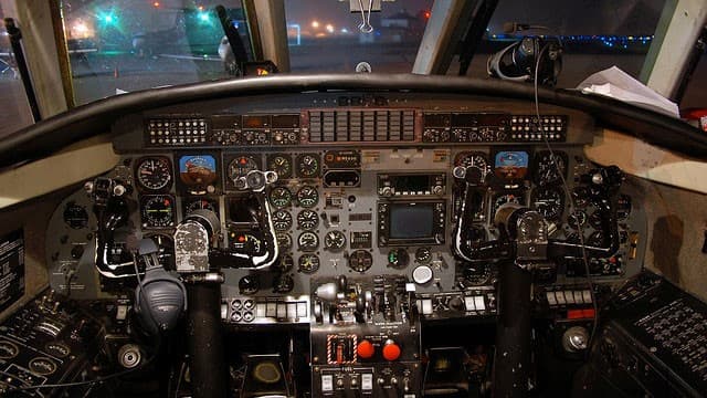 Metro III/Expeditor Cockpit