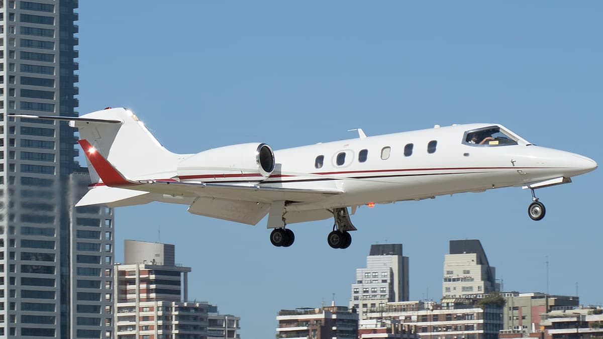 Learjet 31
