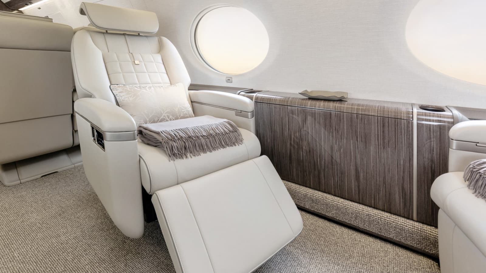 G650ER Interior