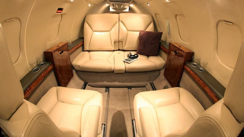 Learjet 25 Innenraum