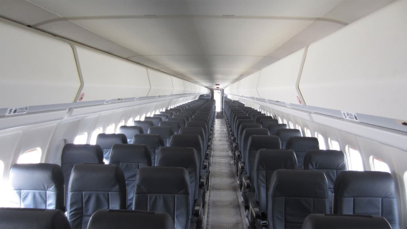 MD-83 in flight