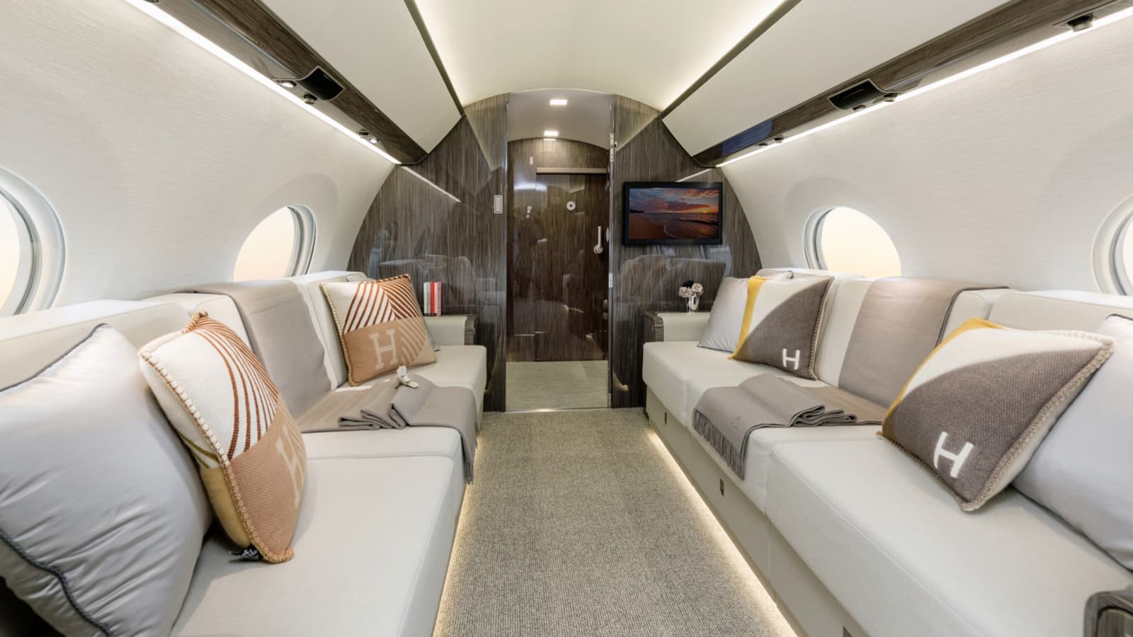 G650ER Interior