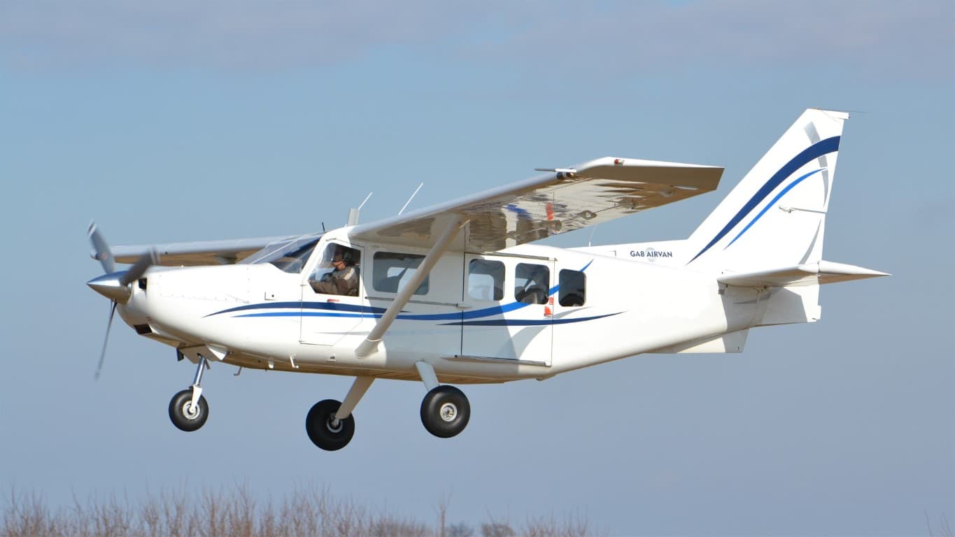GA8 AIRVAN