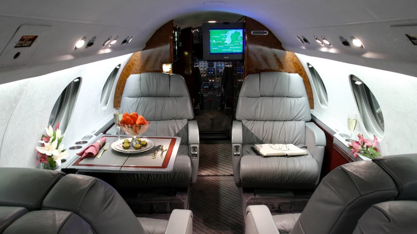 Falcon 20F im Flug