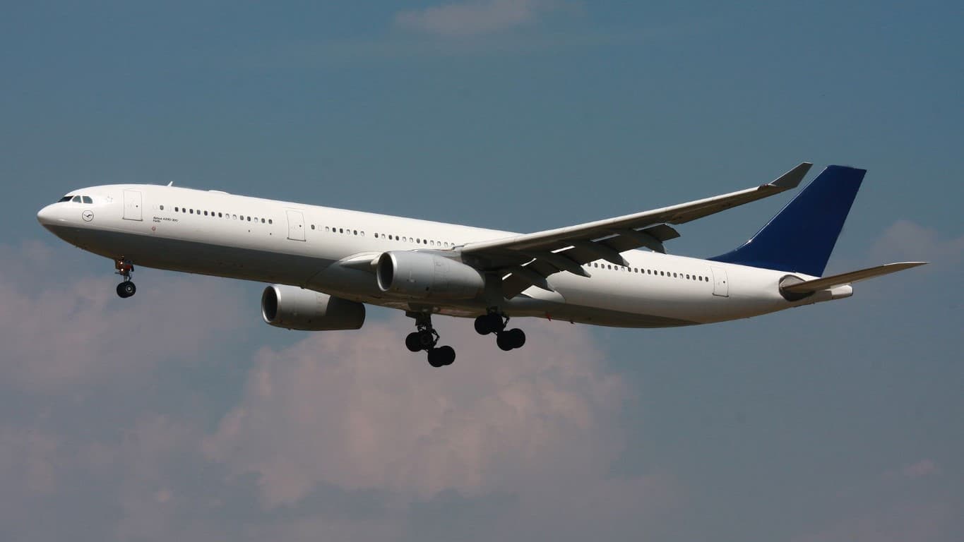 A330
