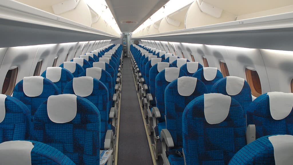 E-190 in flight