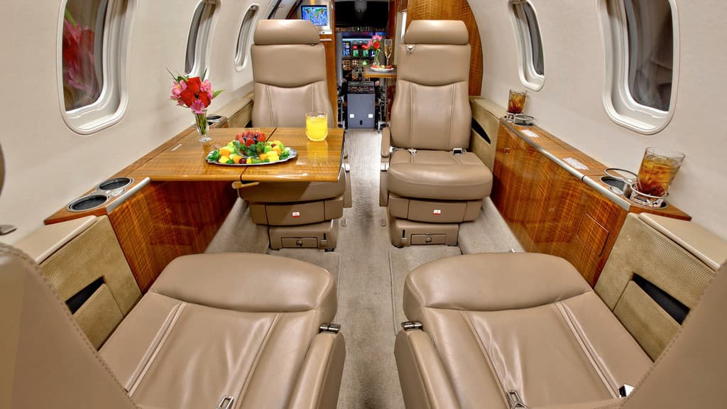 Learjet 40XR Interior