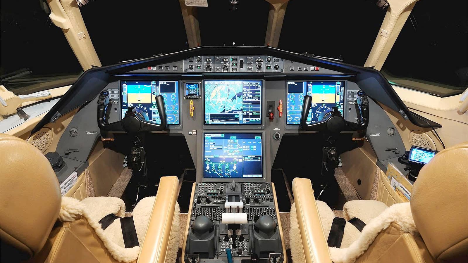 Falcon 2000EX Cockpit