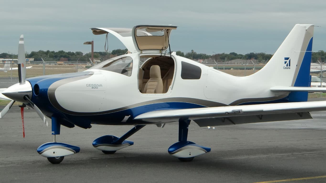 CE-400