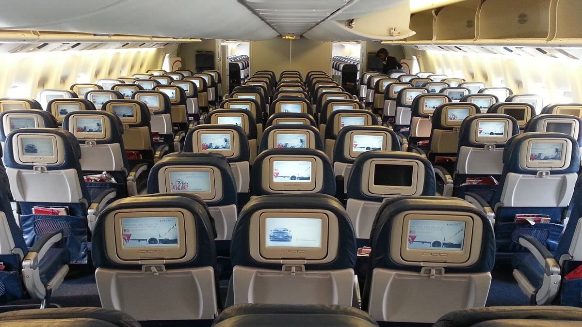 777-200ER im Flug