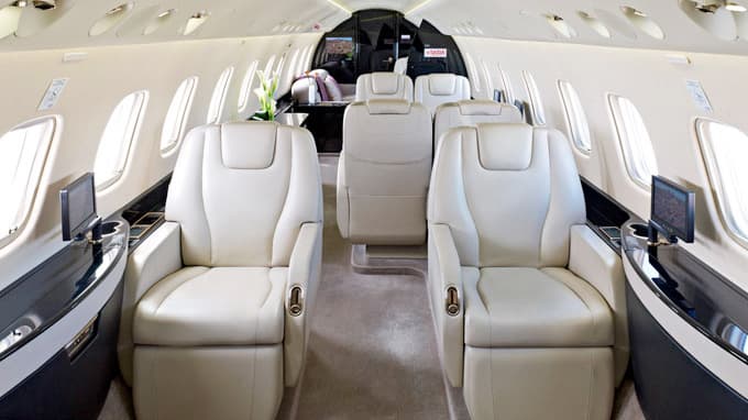 Legacy 600 Interior