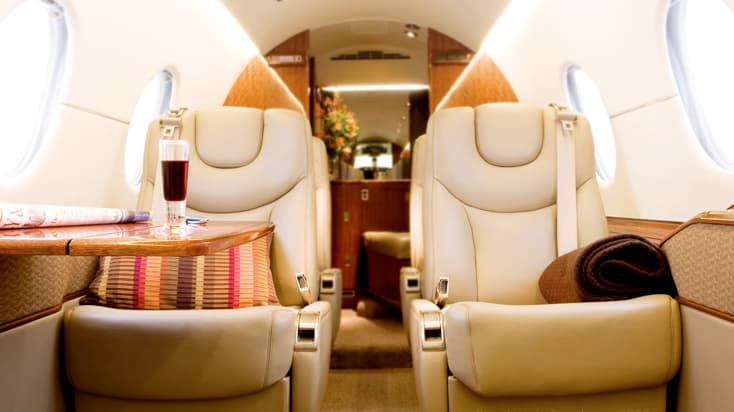 Hawker 400 im Flug