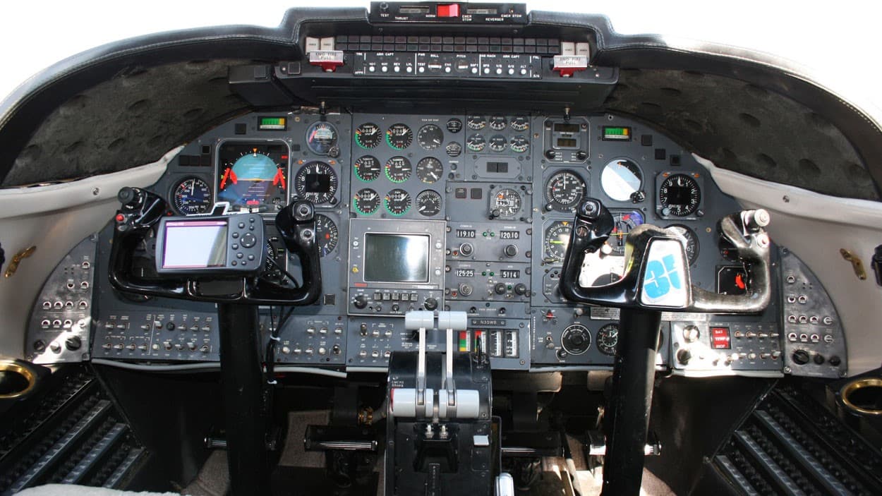 Learjet 35A Cabina de Mando