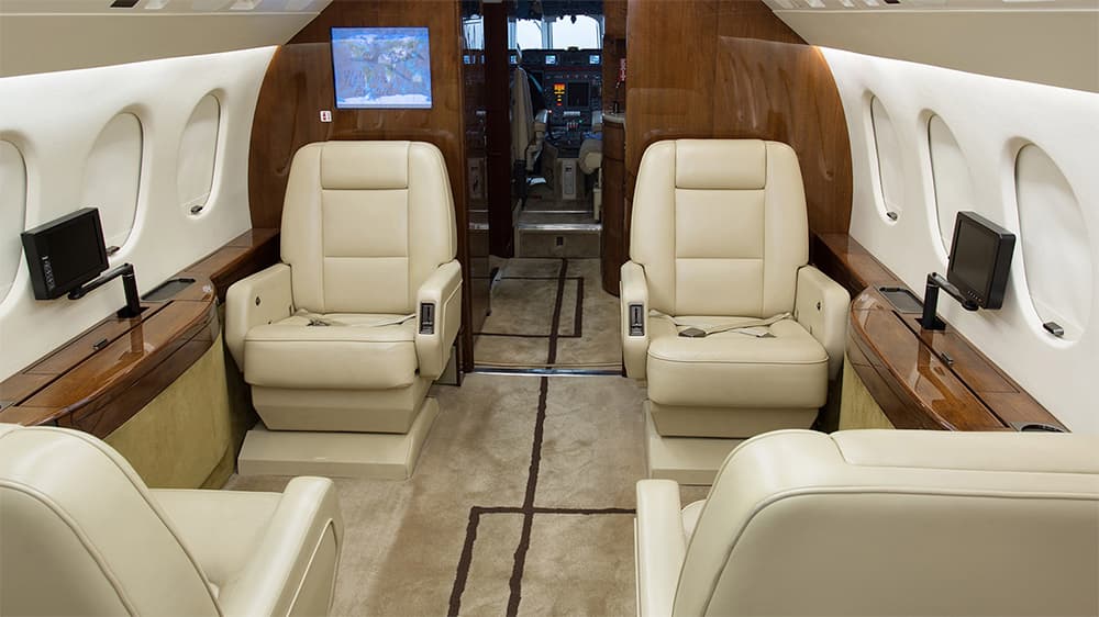 Falcon 900DX Interior
