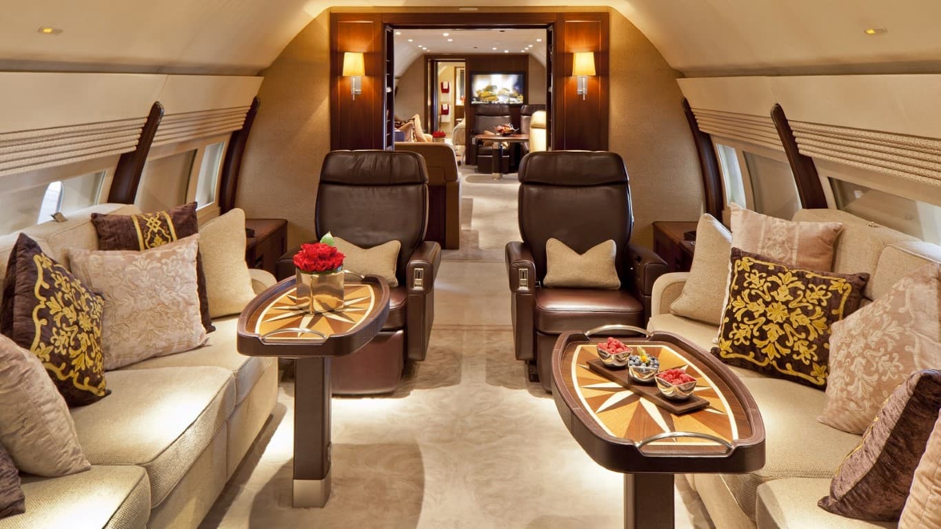 BBJ2 in flight