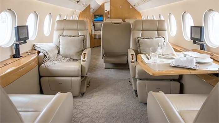 Falcon 900 EX im Flug