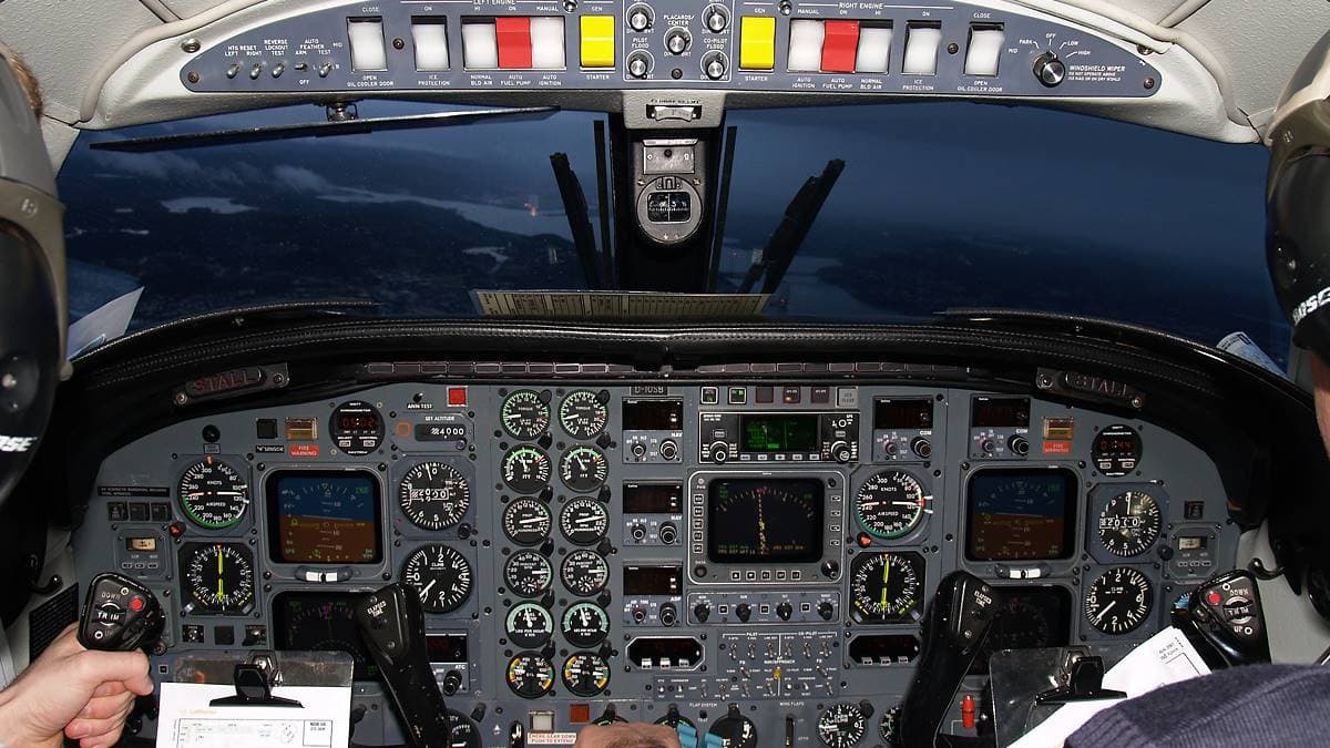 PA-42-720 Cheyenne IIIA Cockpit