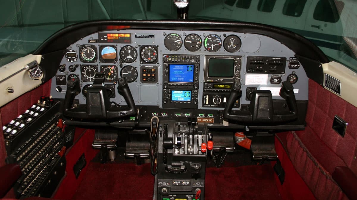 T303 Crusader Cockpit