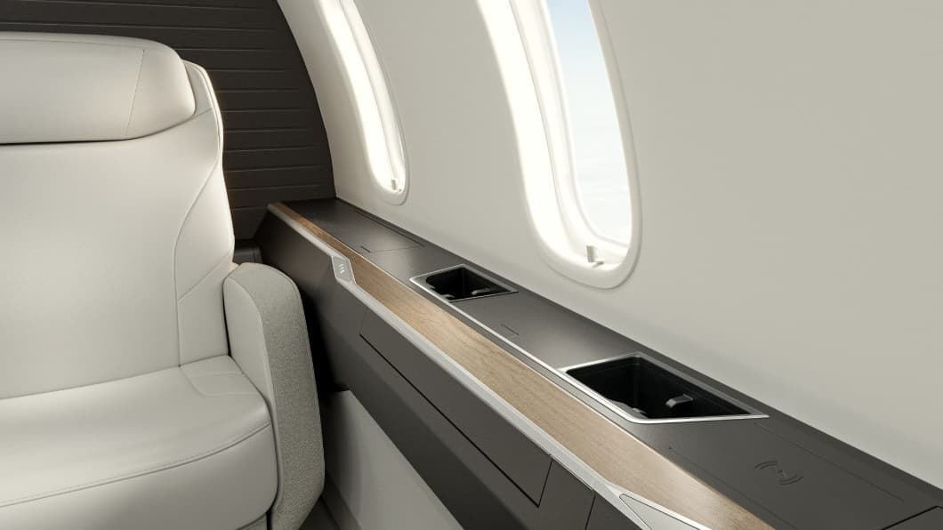 Challenger 3500 Interior