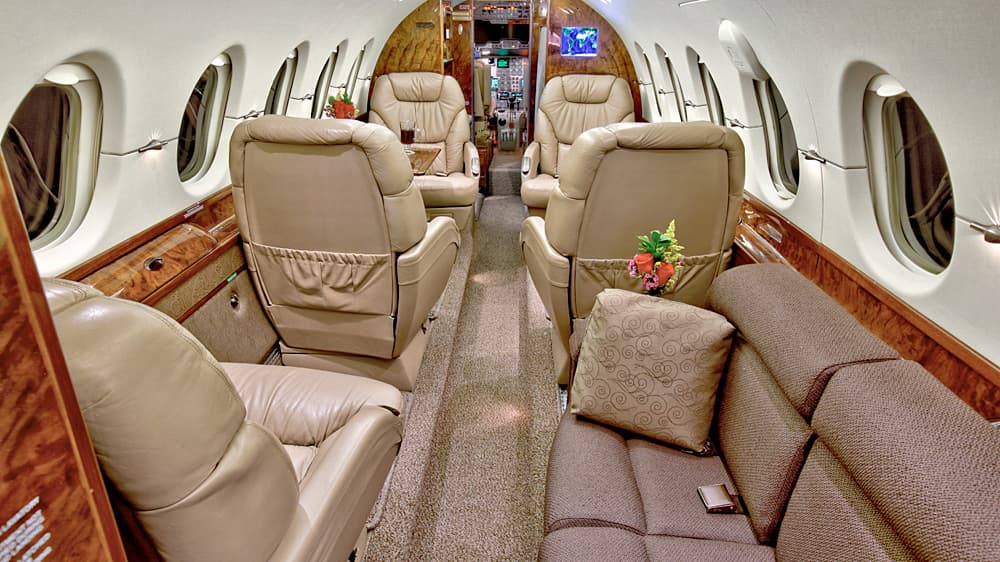 Hawker 800 Interior