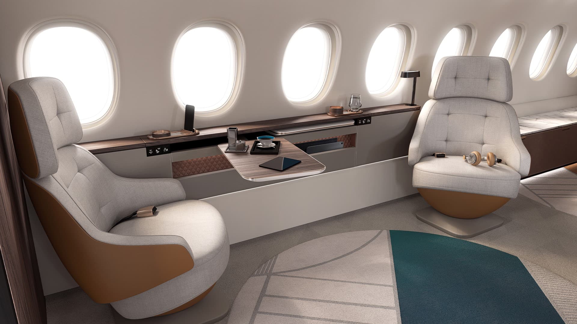 Falcon 10X Interior