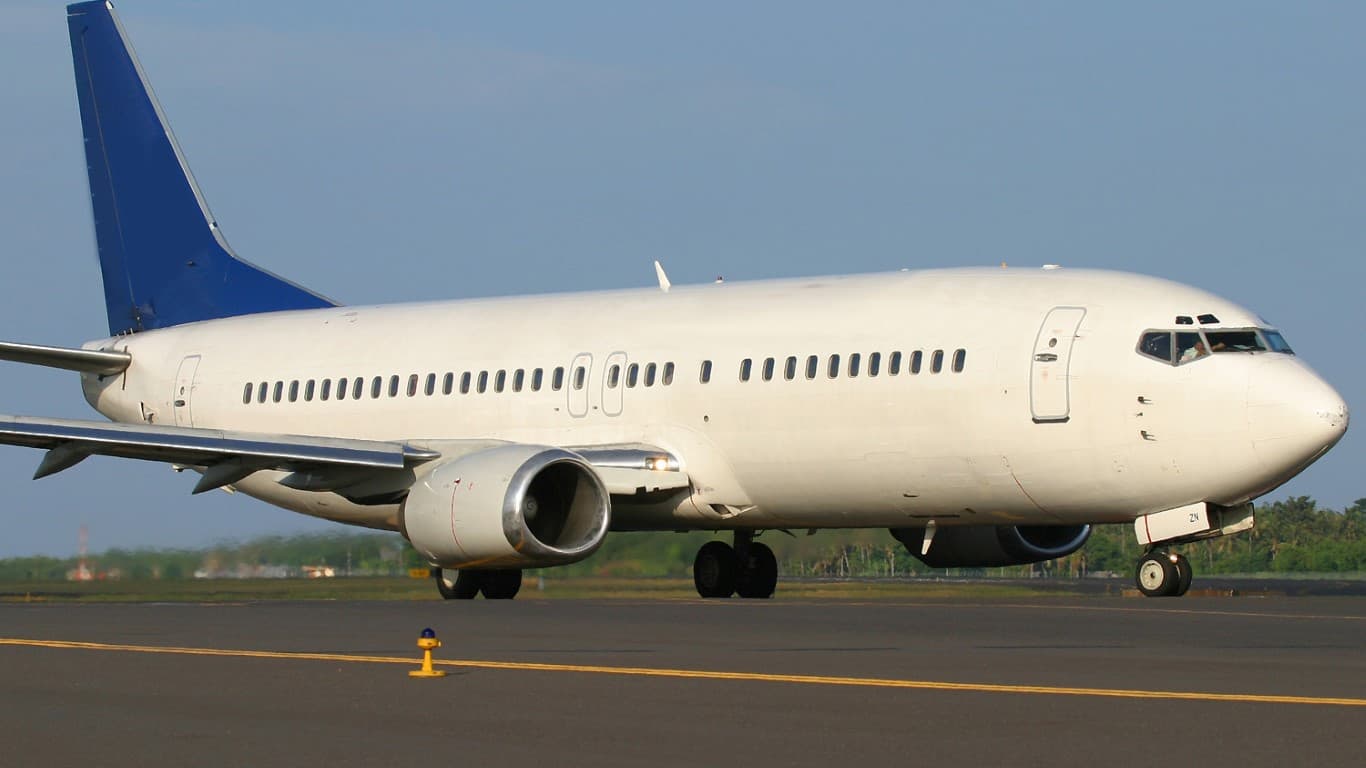 737-400